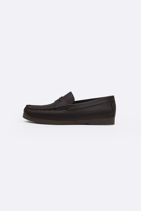 CLASSIC LEATHER LOAFERS