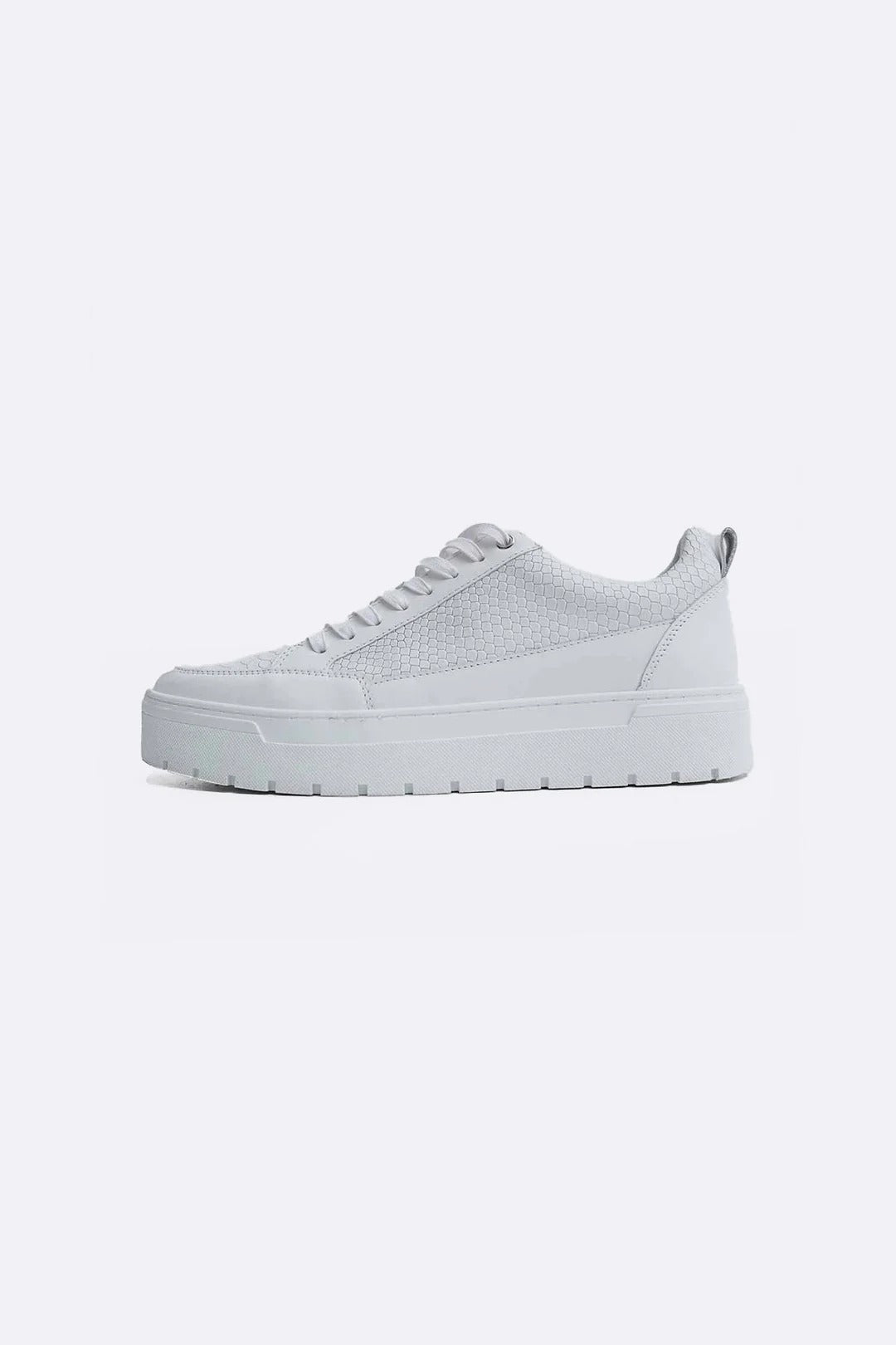 TEXTURED LEATHER SNEAKERS