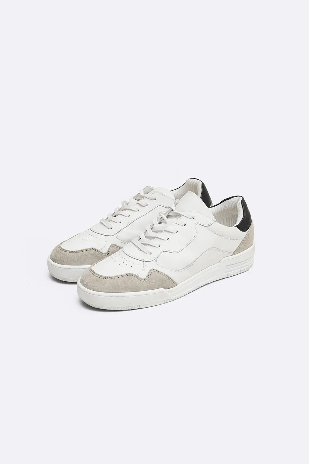 LACE-UP LEATHER SNEAKERS