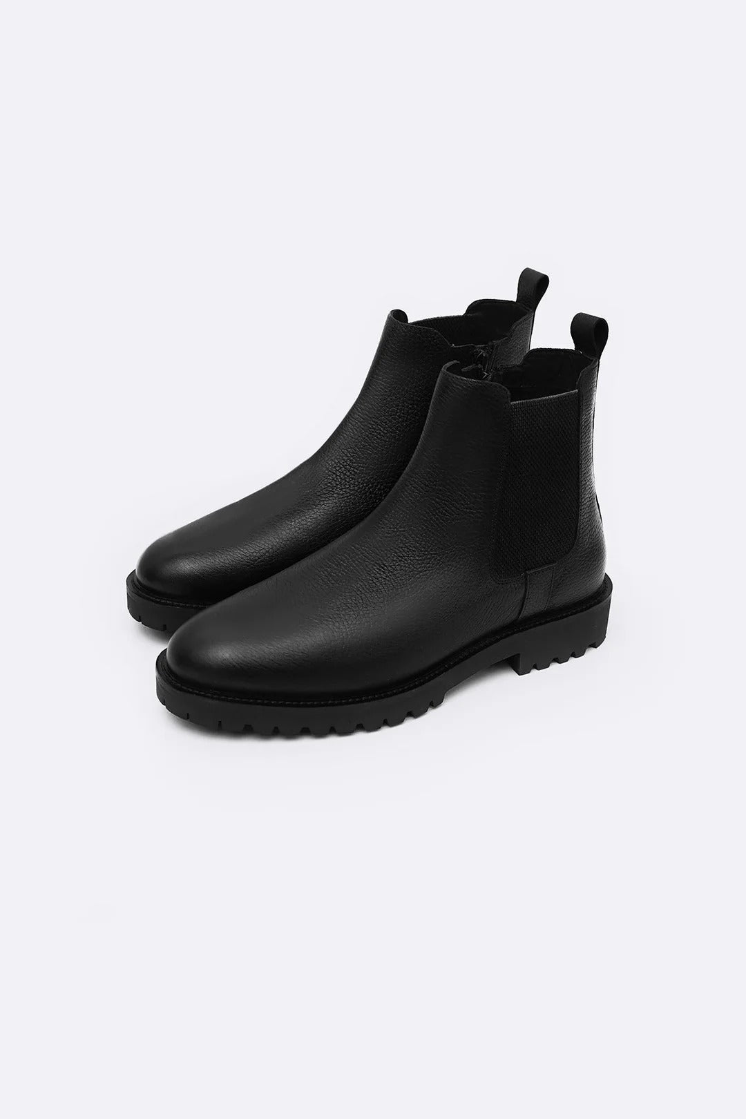 TEXTURED LEATHER CHELSEAS